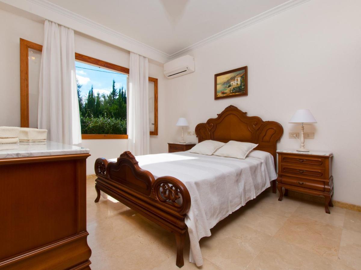 Villa Tita De Manresa, Con Jardines Y Vista Mar Alcudia  Bagian luar foto