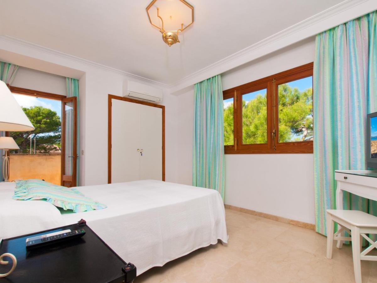Villa Tita De Manresa, Con Jardines Y Vista Mar Alcudia  Bagian luar foto
