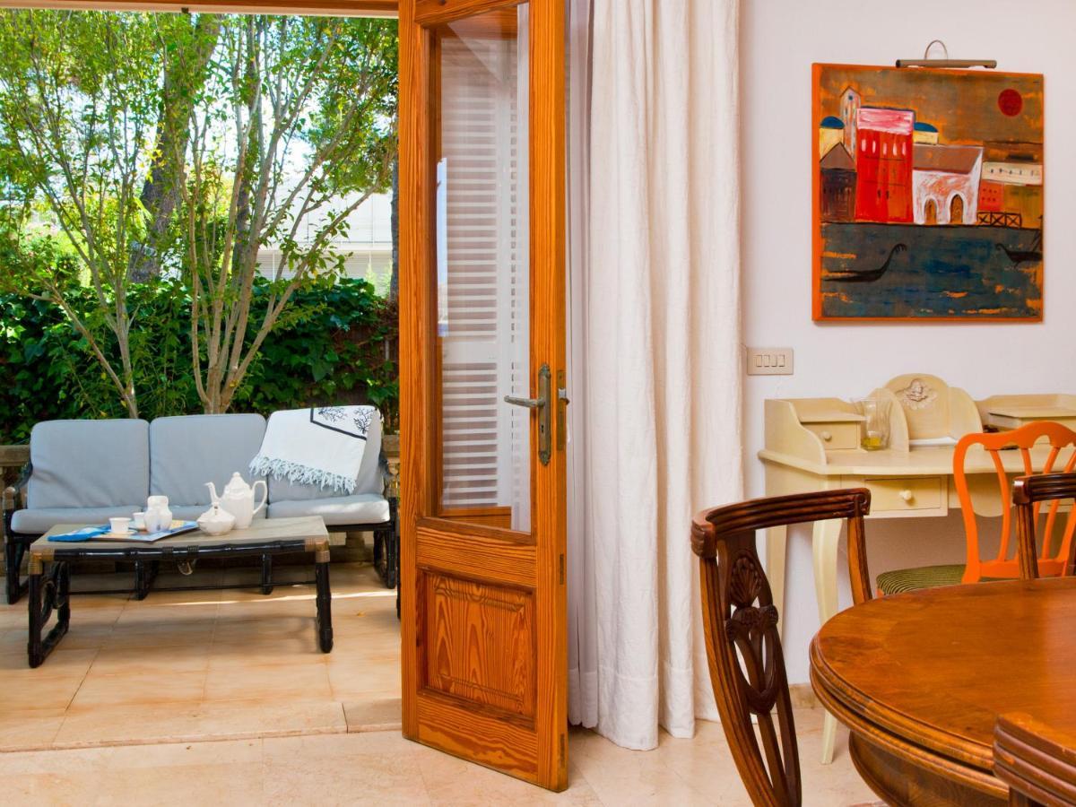 Villa Tita De Manresa, Con Jardines Y Vista Mar Alcudia  Bagian luar foto