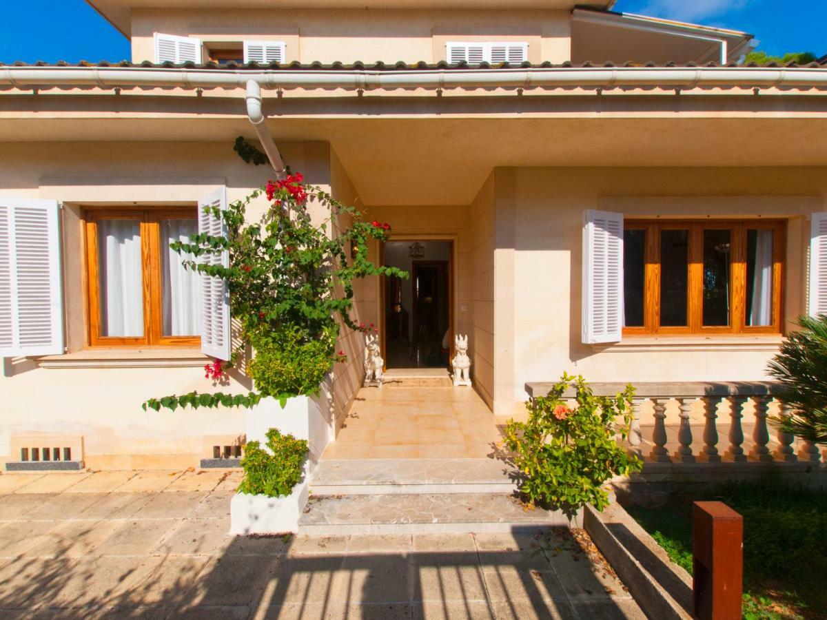Villa Tita De Manresa, Con Jardines Y Vista Mar Alcudia  Bagian luar foto